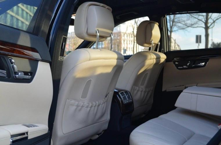 🚘 Long-Distance Limousine Service